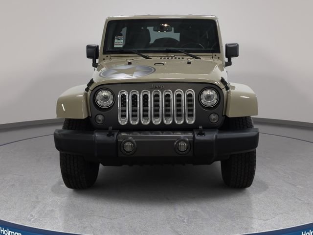 Used 2017 Beige Jeep Unlimited Sport image 3