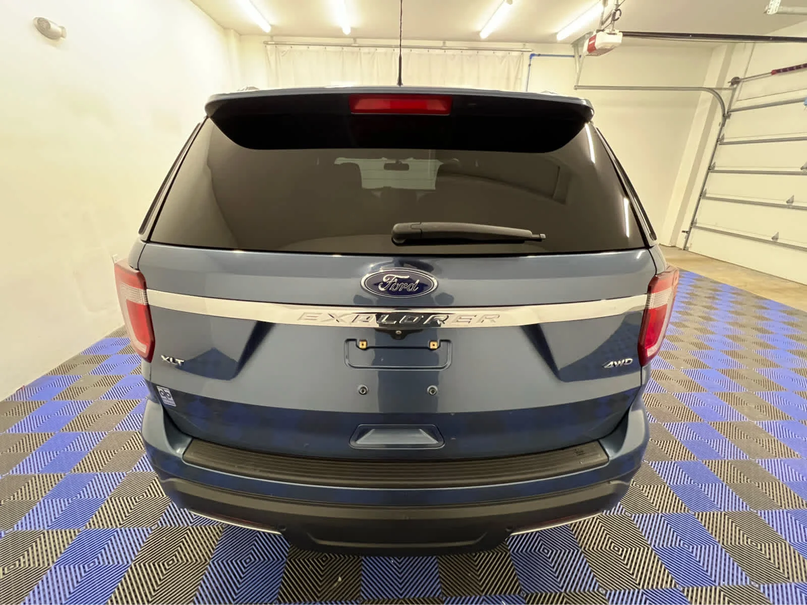 Used 2019 Blue Metallic Ford XLT image 10