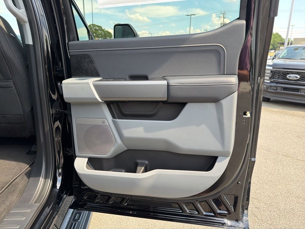 New 2026 Agate Black Metallic Ford F-250® XLT image 20