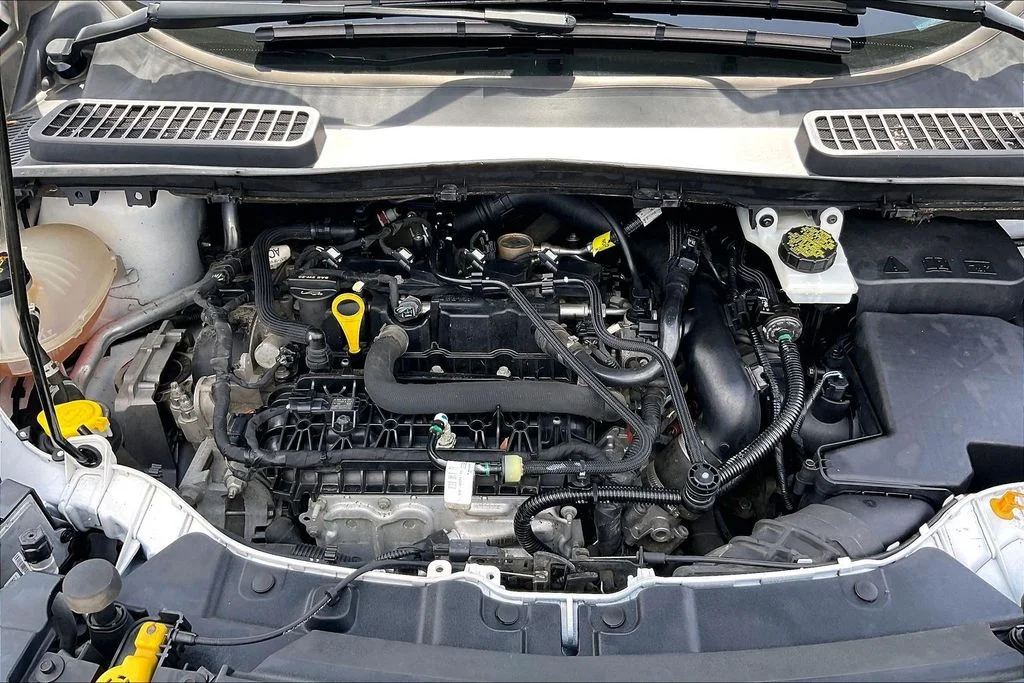 Certified Used 2019 White Platinum Clearcoat Metallic Ford SEL image 9
