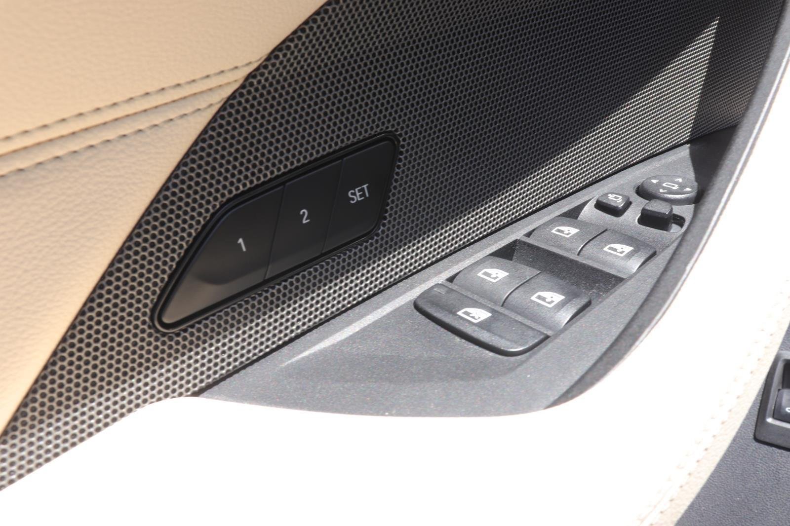 Used 2025 Black Sapphire Metallic BMW eDrive40 image 28
