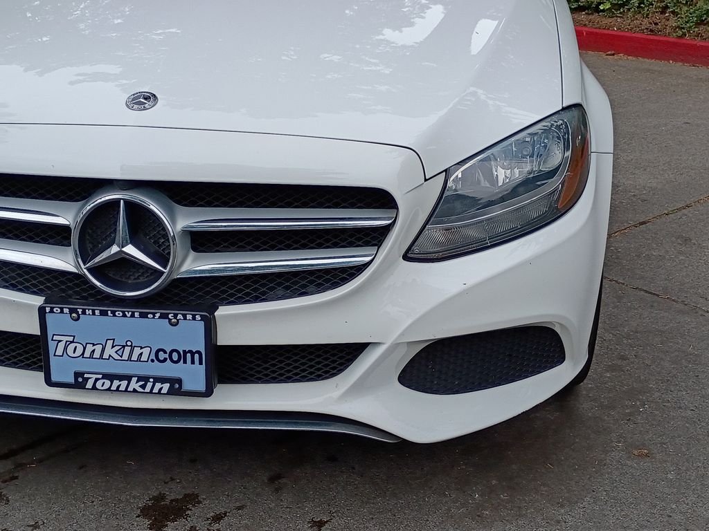 Used 2018 Diamond White Metallic Mercedes-Benz C 300 image 10