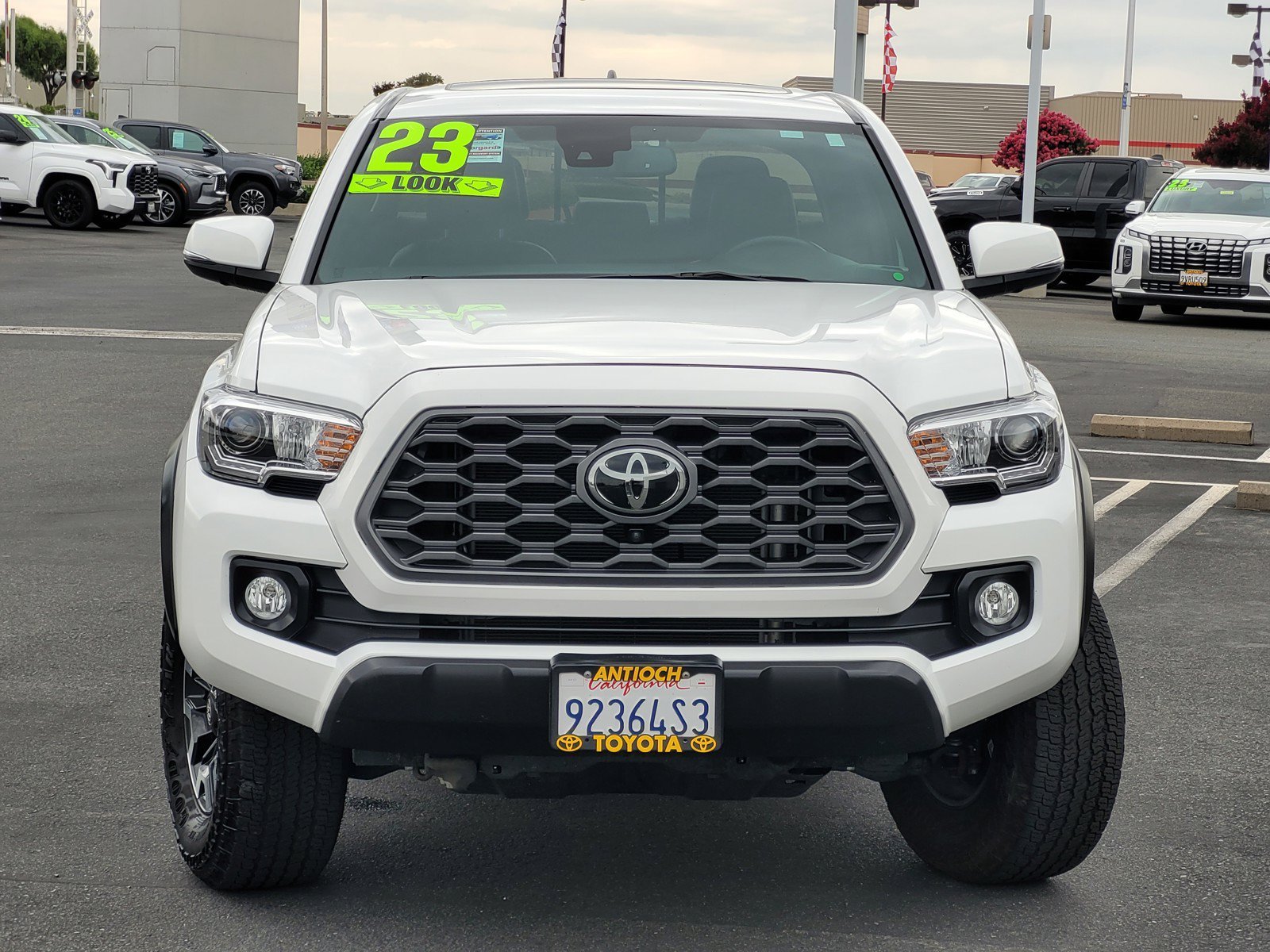 Used 2023 White Toyota  image 2