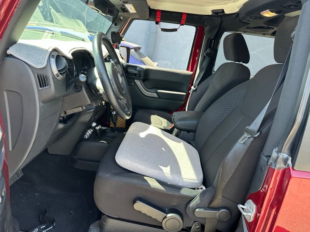 Used 2013 Red Jeep Sport image 11