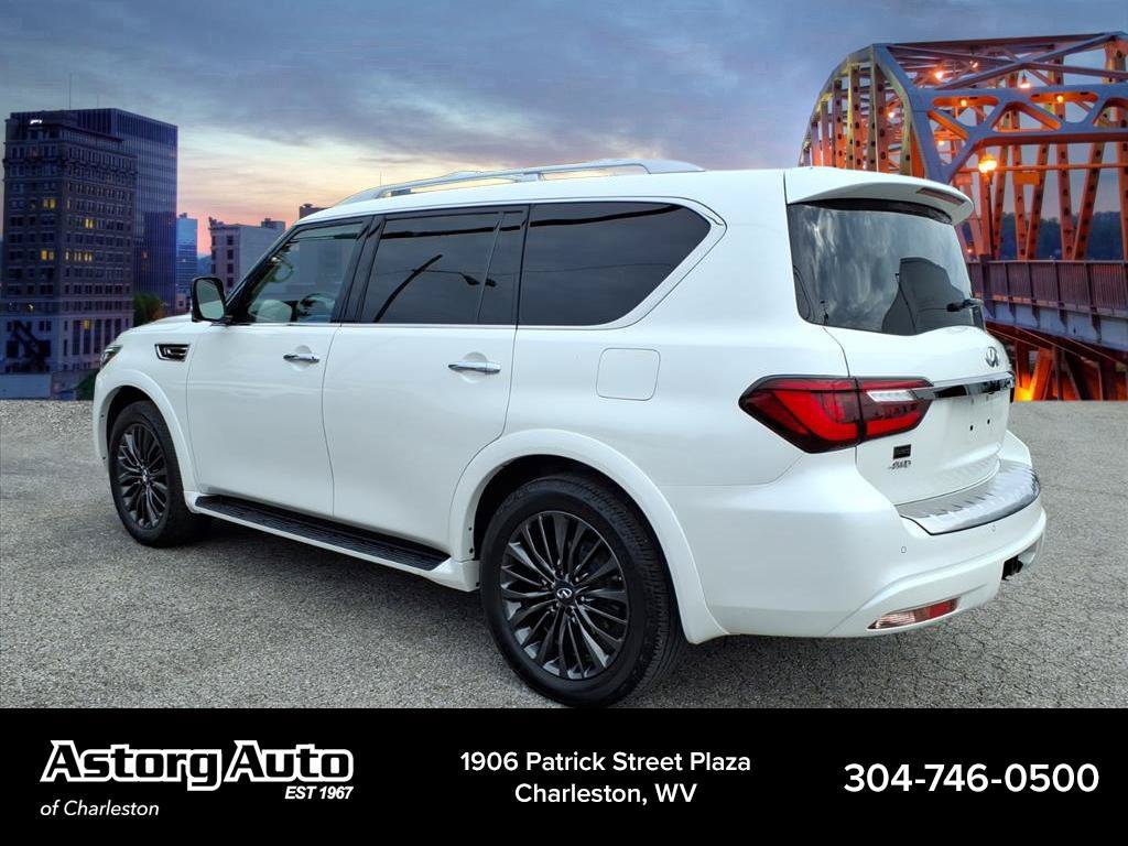 Used 2022 Moonstone White INFINITI PREMIUM SELECT image 5