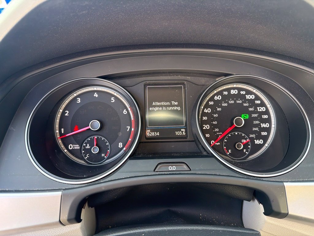 Used 2018 Black Volkswagen 3.6L V6 SE image 7