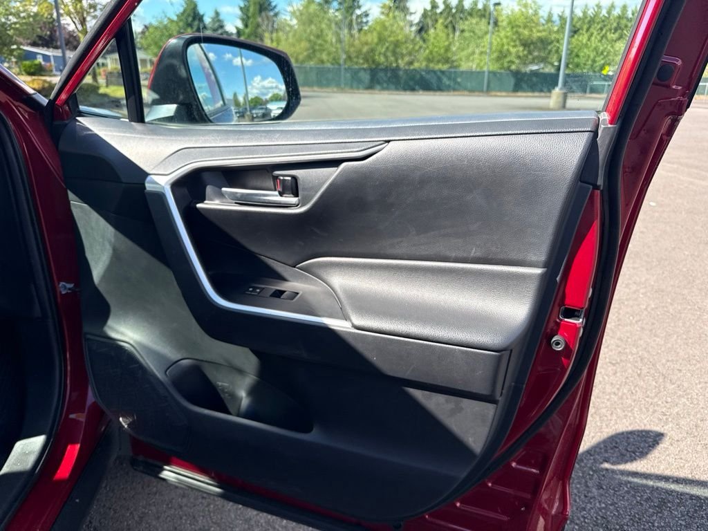 Used 2020 Ruby Flare Pearl Toyota XLE image 25