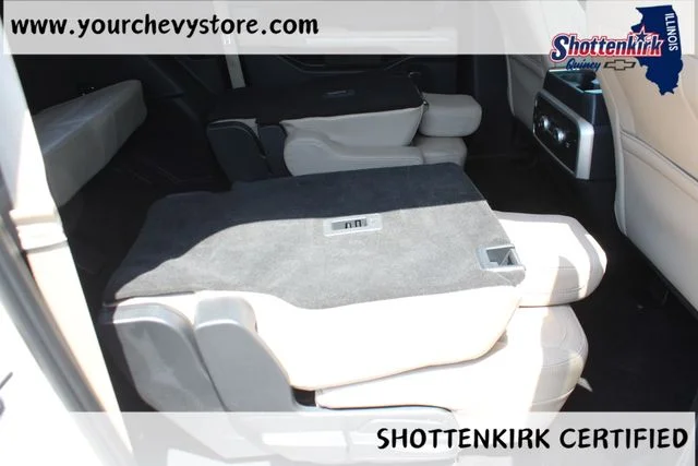 Used 2022 White Ford Limited image 17