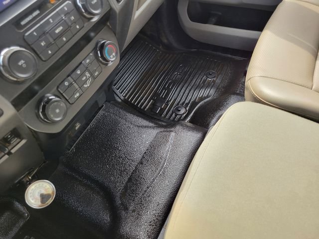 Used 2021 White Ford XL image 19