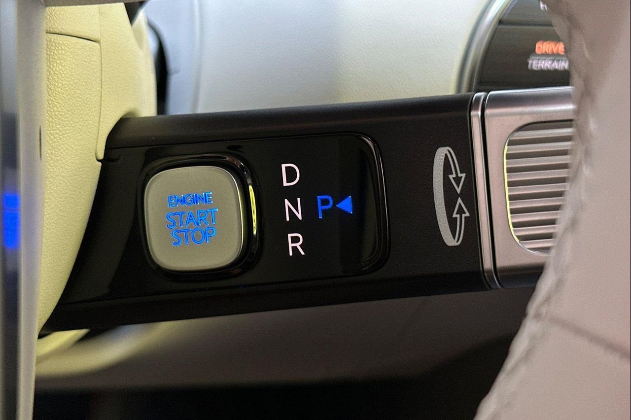 New 2026 Gray Hyundai SEL AWD image 27