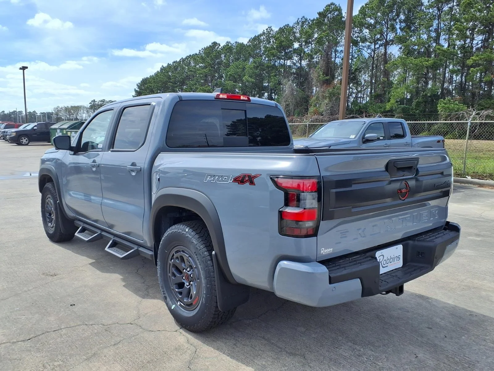 2026 Nissan Frontier Crew Cab PRO-4X® - 6