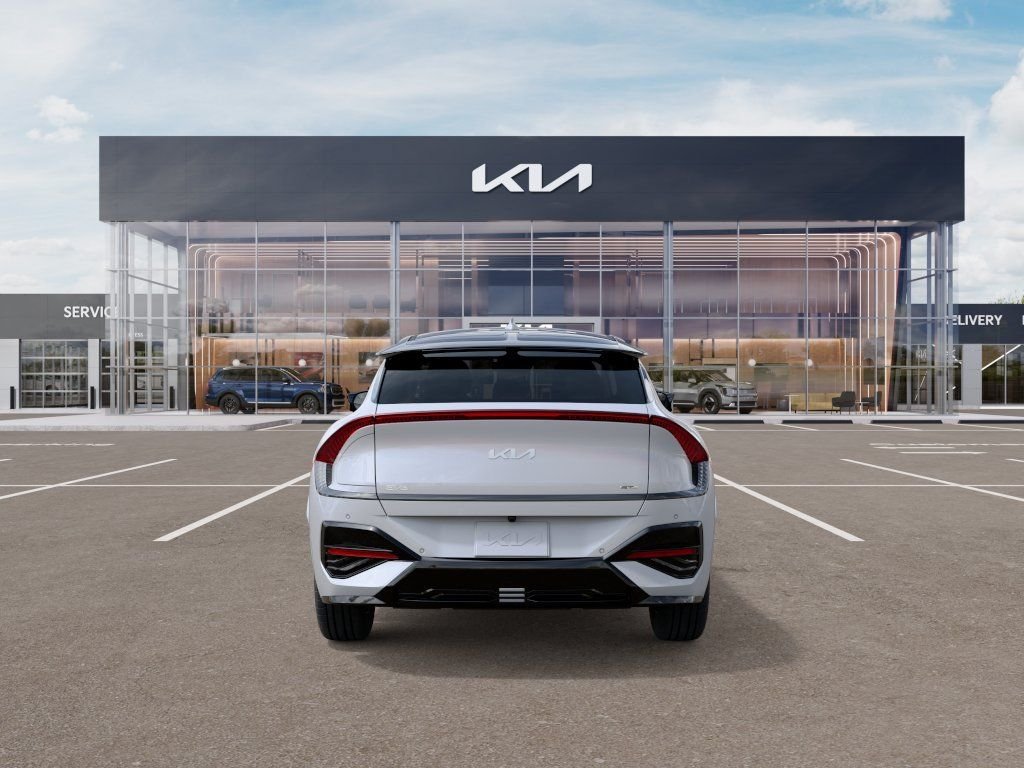New 2026 Glacial White Pearl / Black Ro Kia GT-LINE image 5