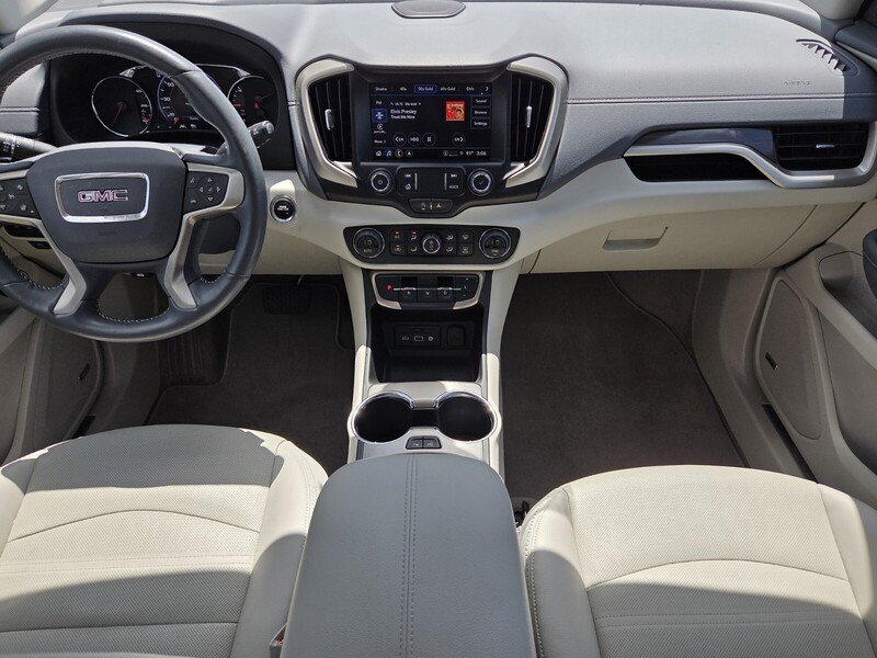 Used 2022 White Frost GMC AWD 4DR DENALI image 15
