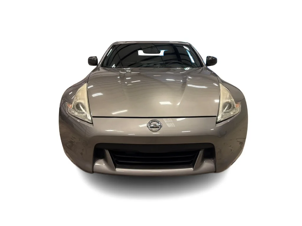 Used 2009 Gray Nissan Touring image 20