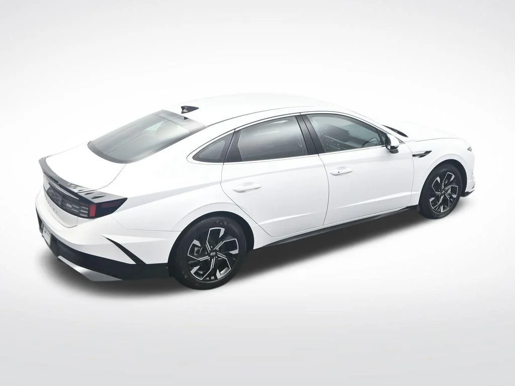 Certified Used 2025 White Hyundai SEL image 42
