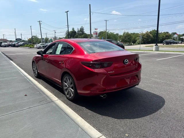 Used 2020 Red Mazda Select image 5