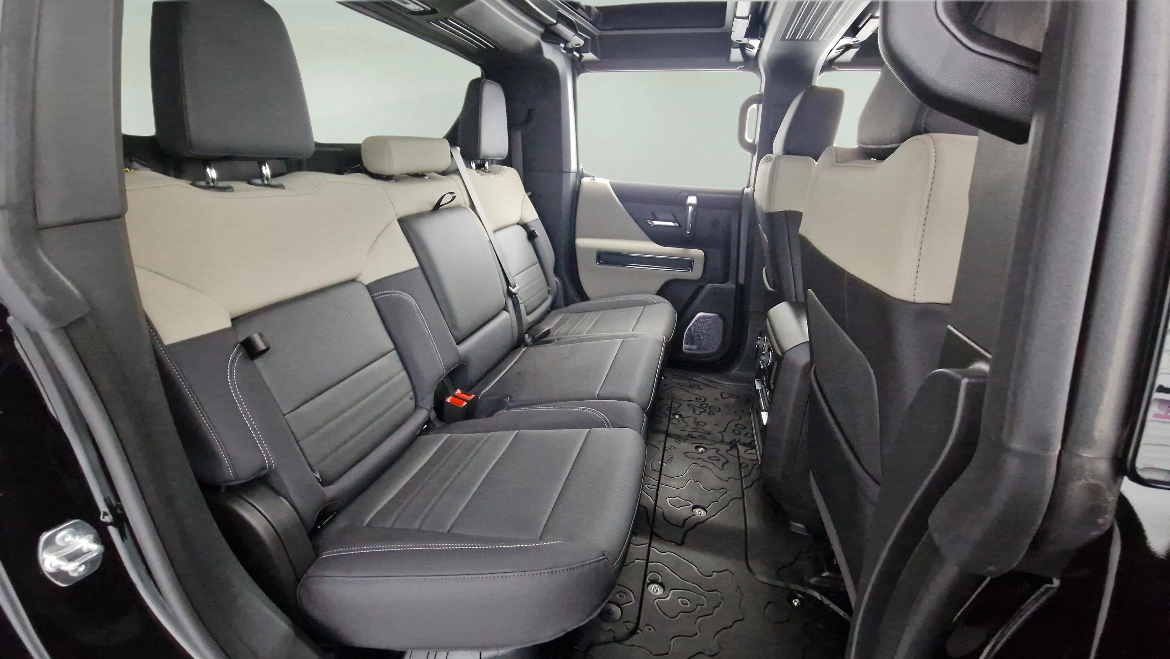 New 2026 Void Black GMC 2X image 27