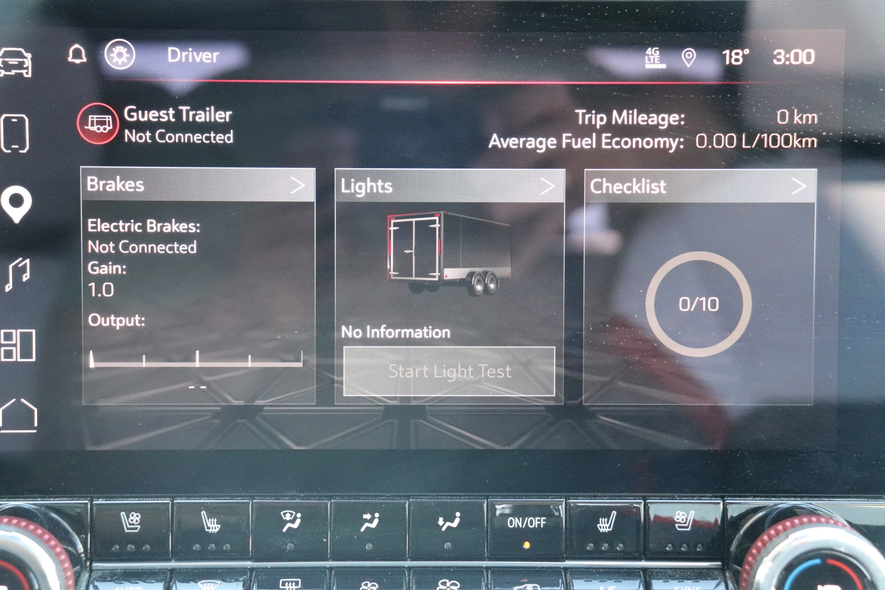Used 2024 White GMC AT4X image 16