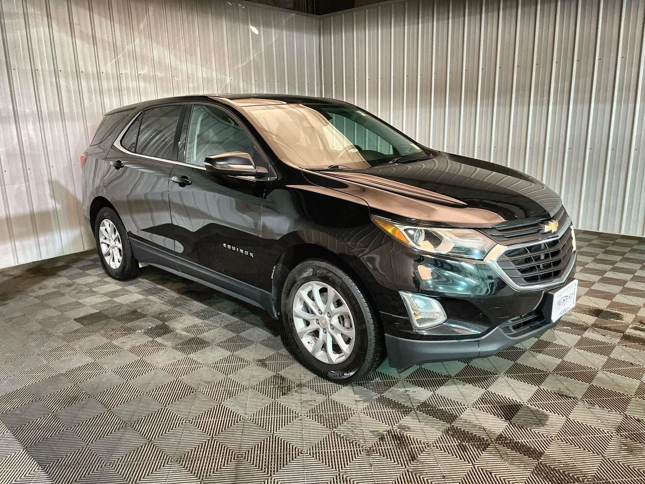 Used 2018 Chevrolet Equinox LT with VIN 2GNAXSEV2J6310571 for sale in Lockport, NY