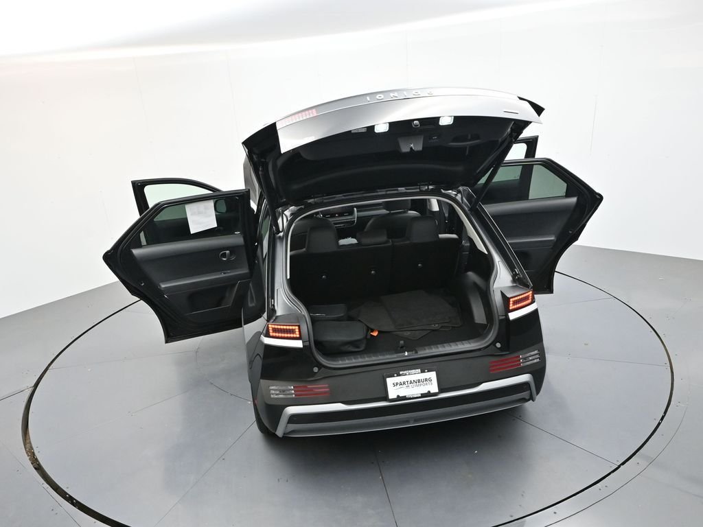 Used 2026 Abyss Black Hyundai SEL image 44