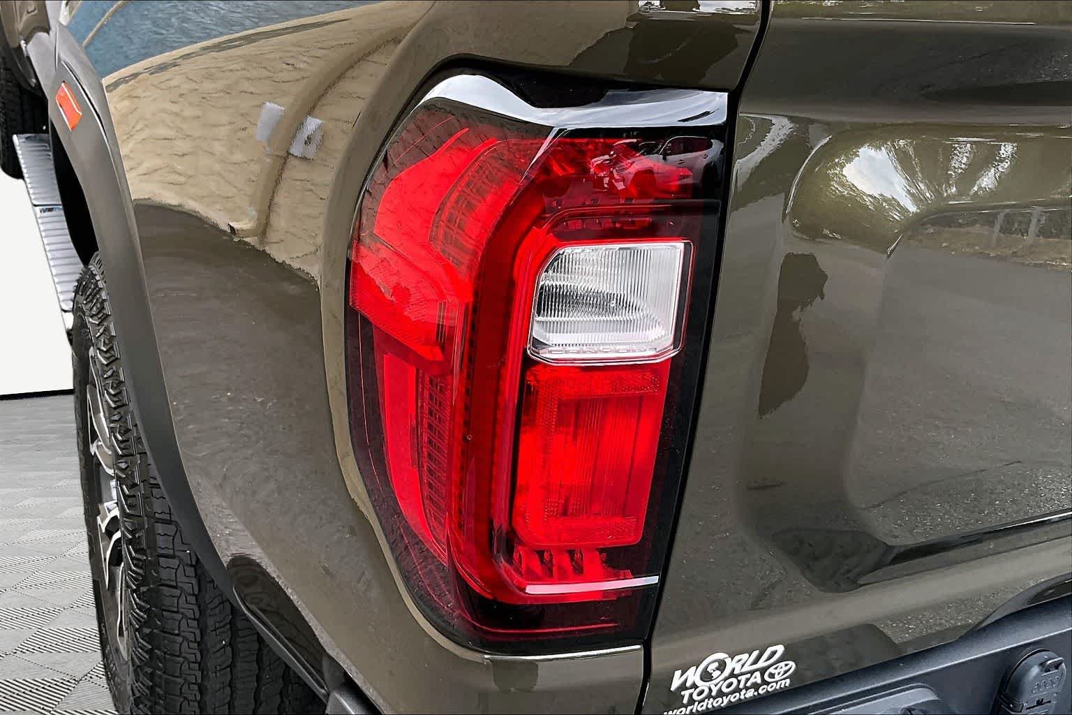 Used 2023 Deep Bronze Metallic GMC 4WD AT4 image 29