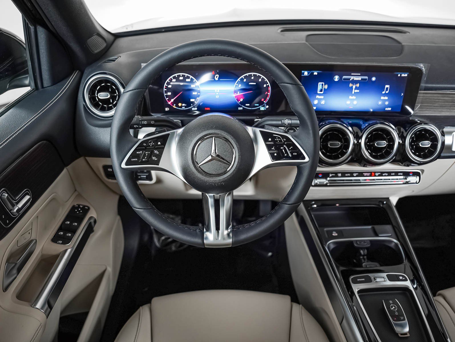 New 2026 Cosmos Black Metallic Mercedes-Benz GLB 250 image 14