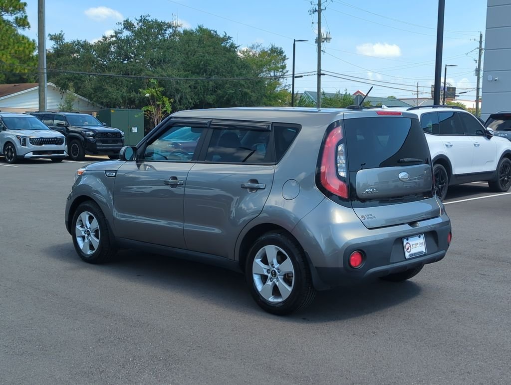 Used 2017 Gray Kia Base image 5