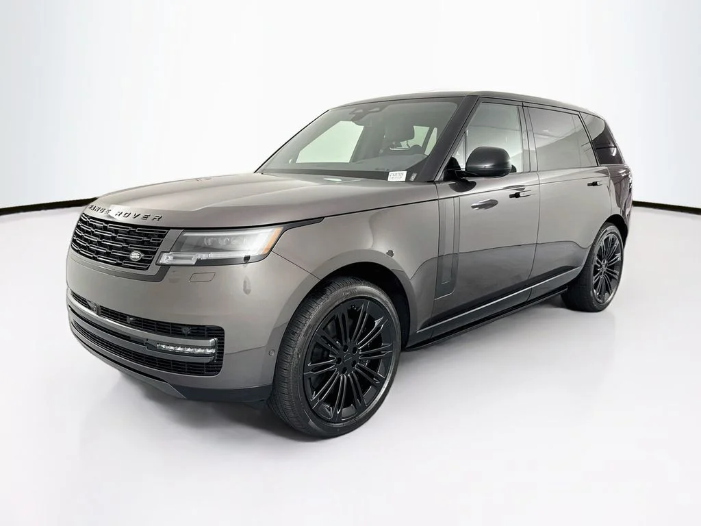 New 2026 Charente Grey Land Rover SE image 1