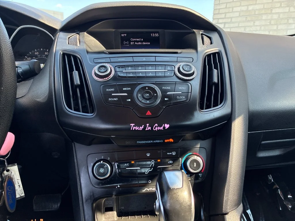 Used 2016 Silver Ford SE image 19