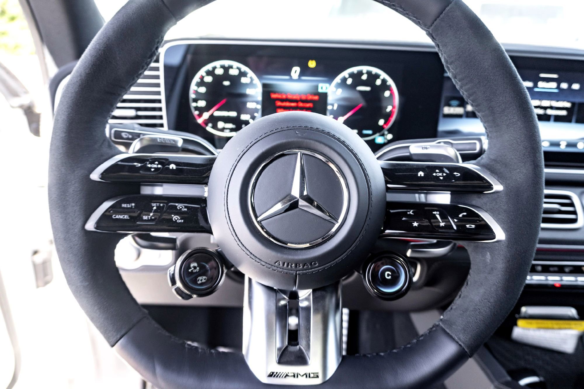 New 2025 MANUFAKTUR Moonlight White Metallic Mercedes-Benz AMG® GLE 53 4MATIC+ SUV image 12