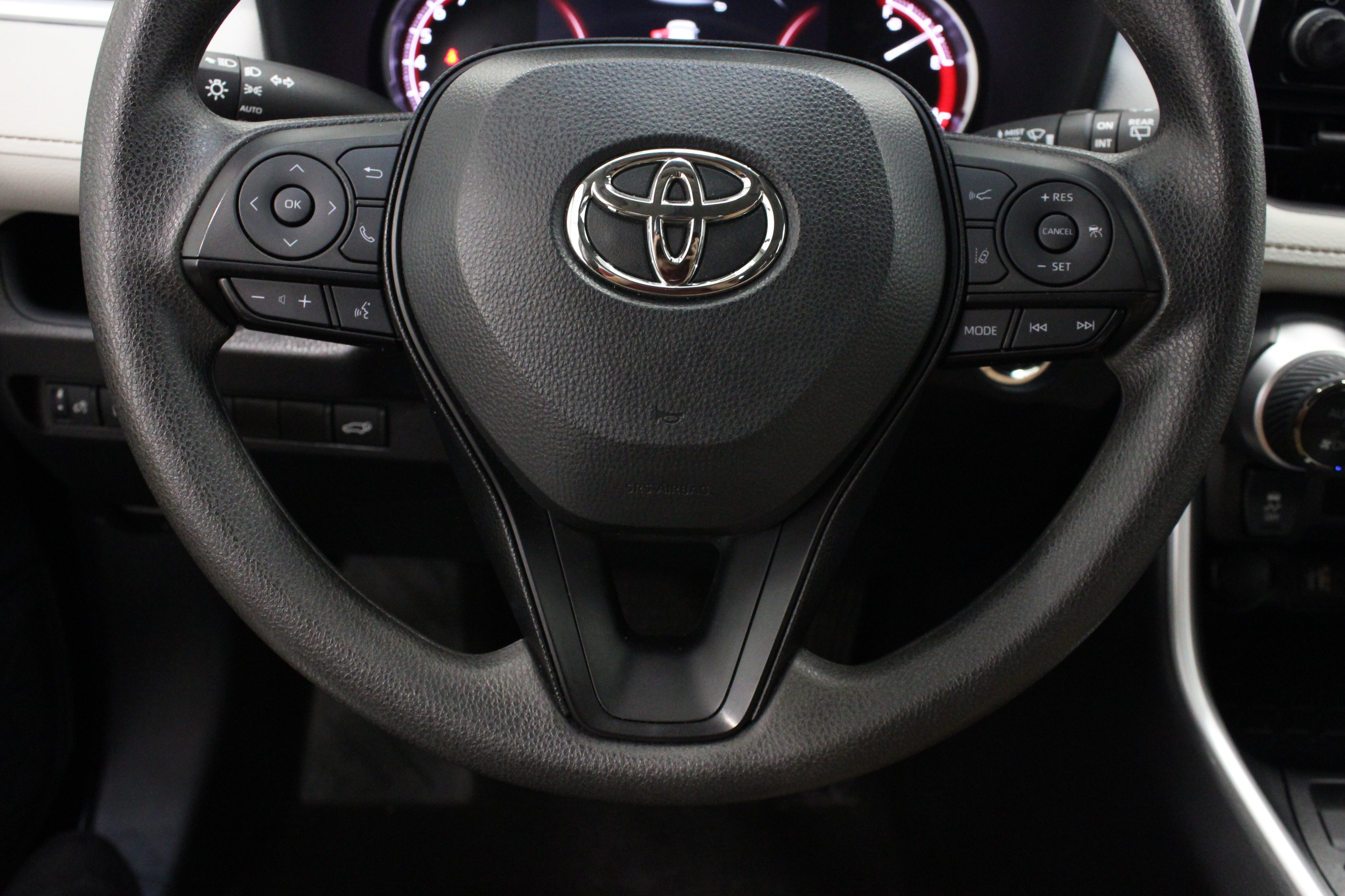 Used 2025 Blueprint Toyota XLE 2.5L image 24