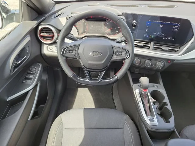 2026 Chevrolet Trax RS - Photo 17