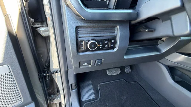 2026 Ford F-350 Super Duty Lariat - Photo 34