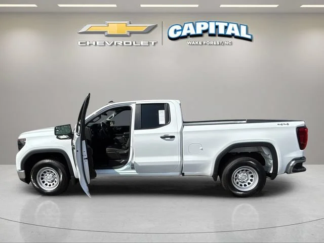 Used 2025 Summit White GMC Pro image 9