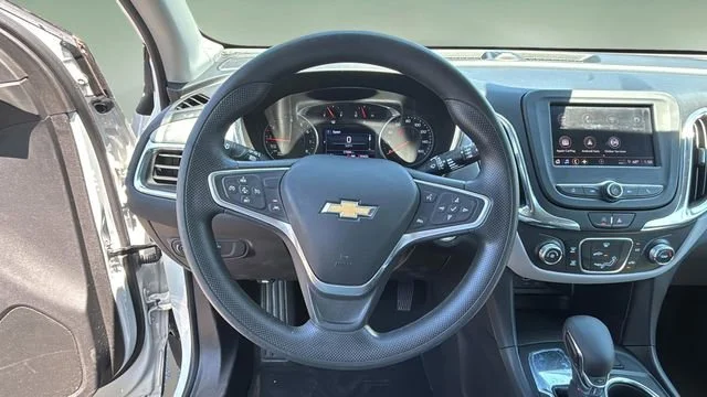Used 2023 Summit White Chevrolet LT image 12