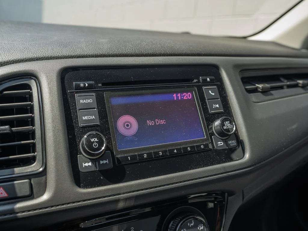 Used 2022 Black Honda LX image 25