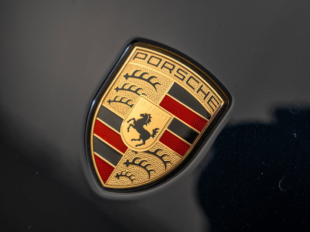 Used 2017 Blue Porsche S image 18