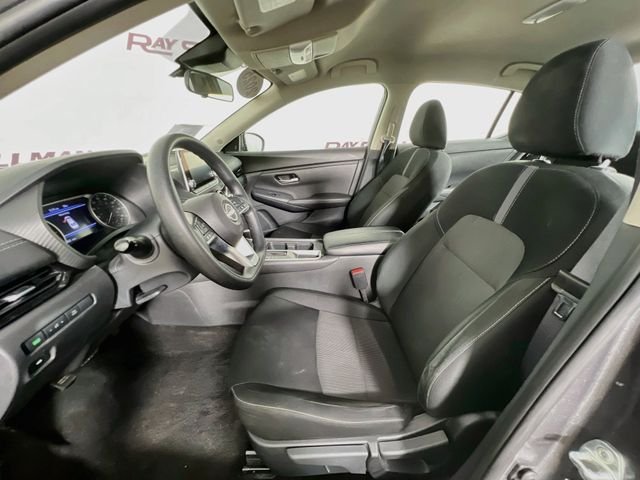 2025 Nissan Sentra SV - Photo 10