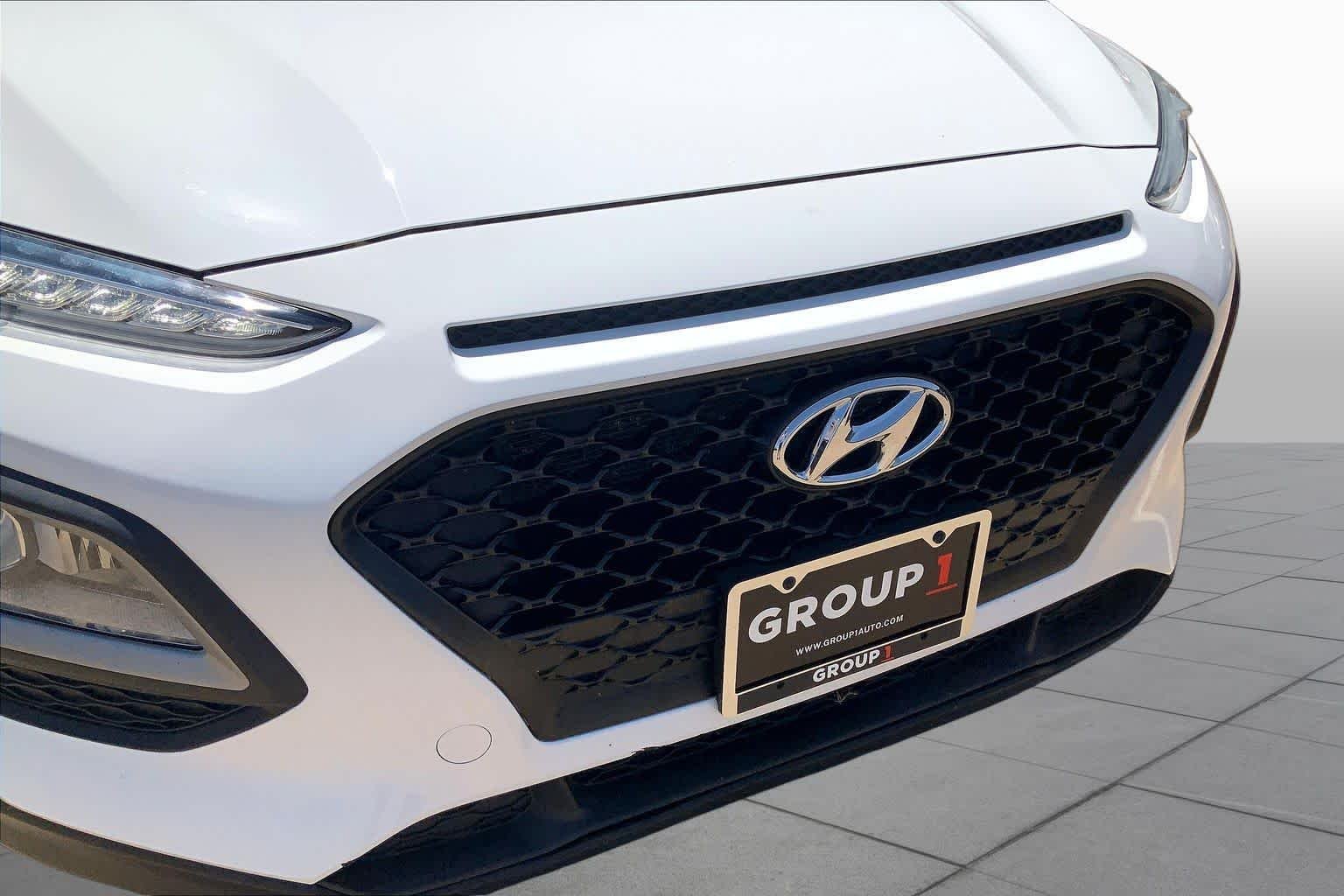 Used 2021 Lunar White Hyundai SEL image 36