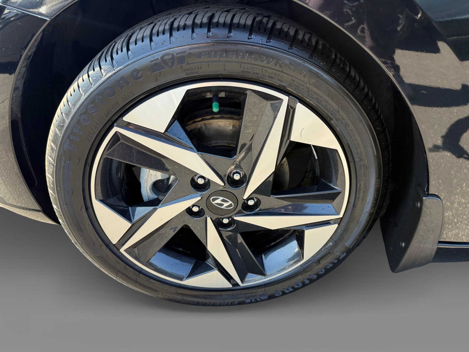 Used 2023 Onyx Black Hyundai SEL image 9