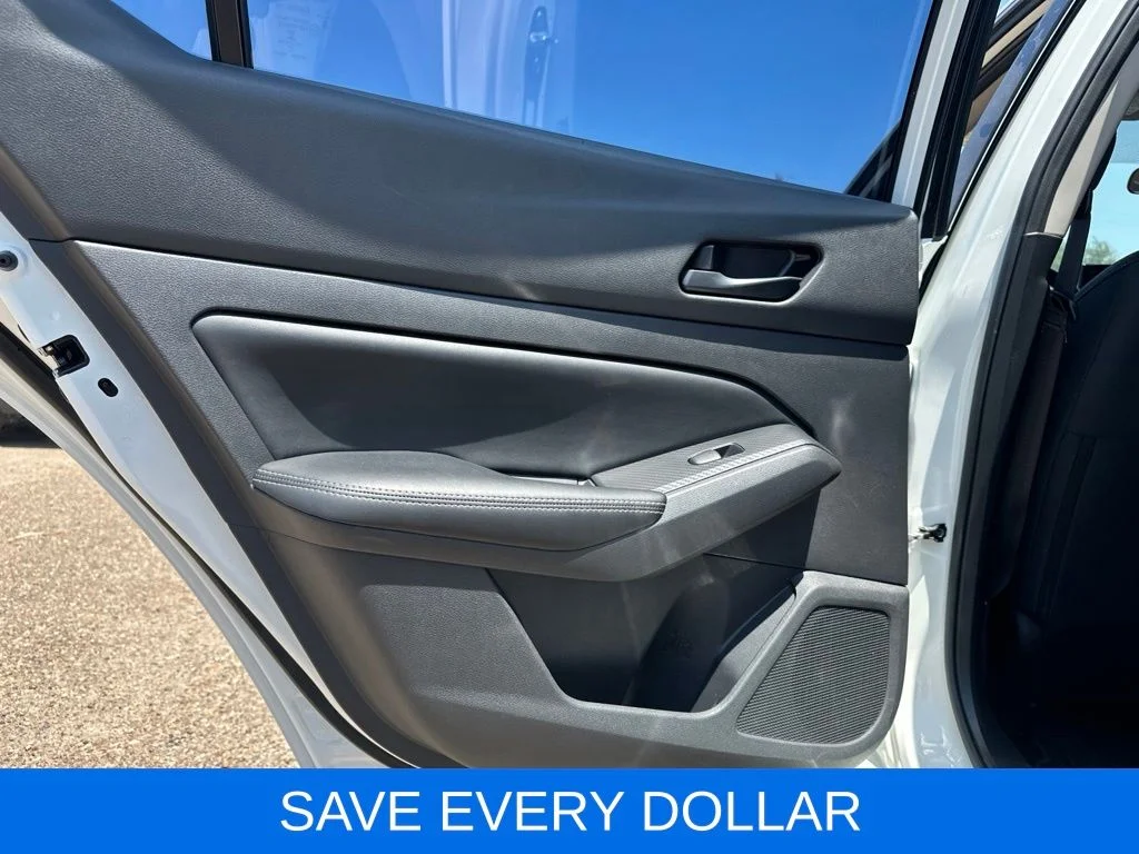 Used 2024 White Nissan 2.5 SV image 16