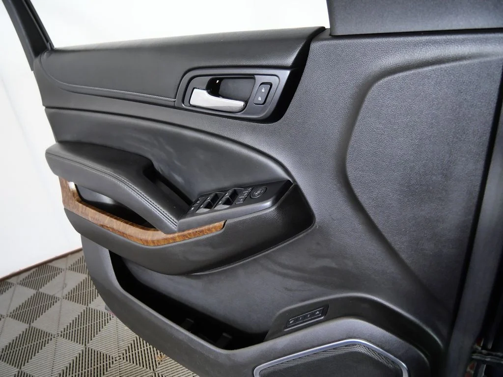 Used 2016 Red Chevrolet LTZ image 29