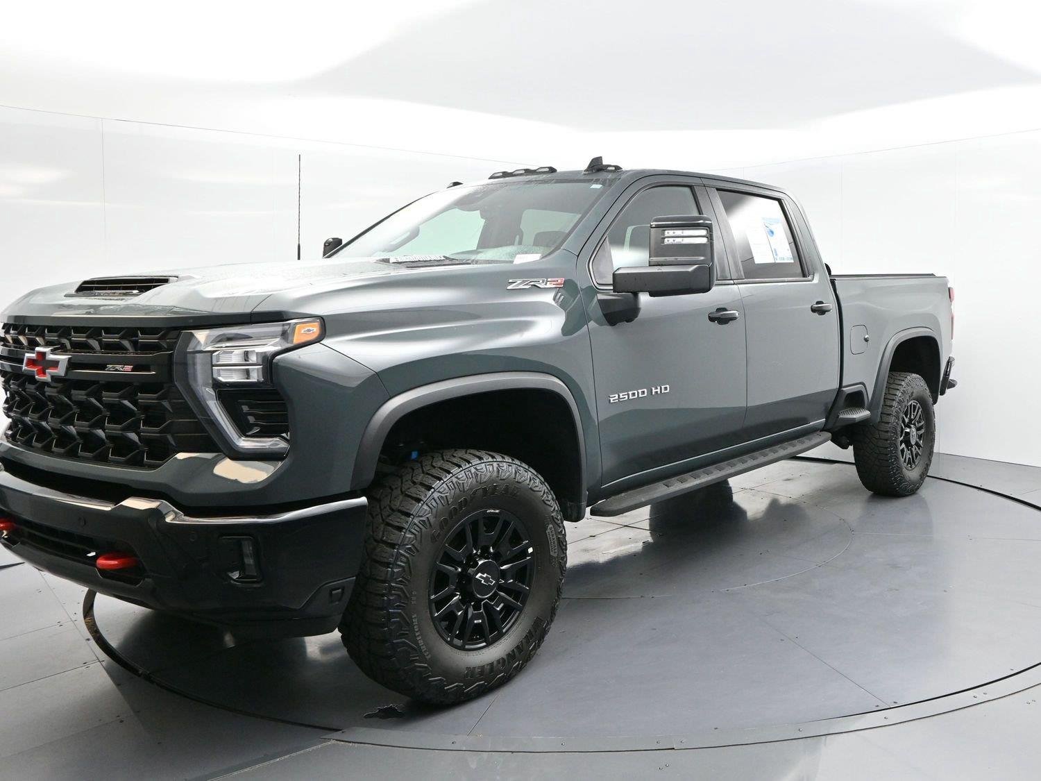 Used 2026 Cypress Gray Chevrolet ZR2 image 3