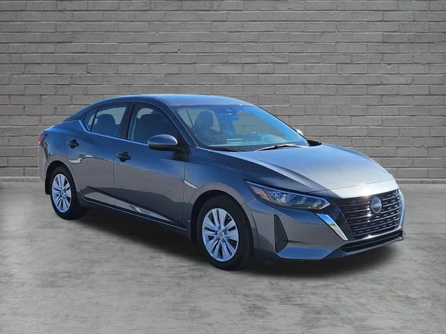 Used 2025 Gray Nissan S image 7