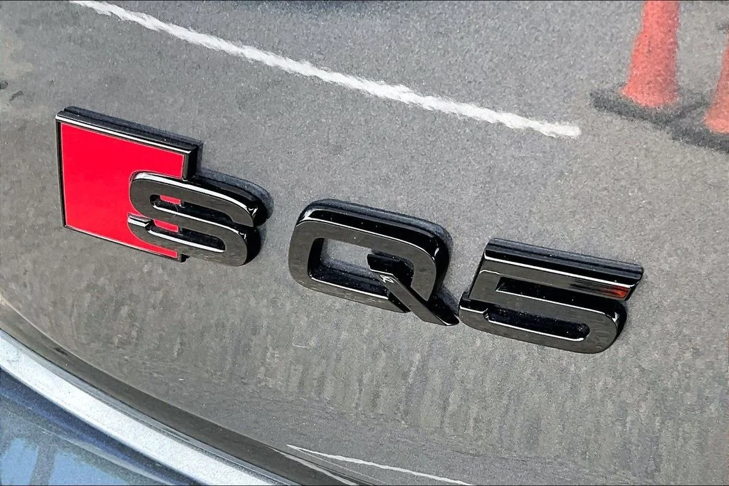 Used 2023 Gray Audi Premium Plus image 24