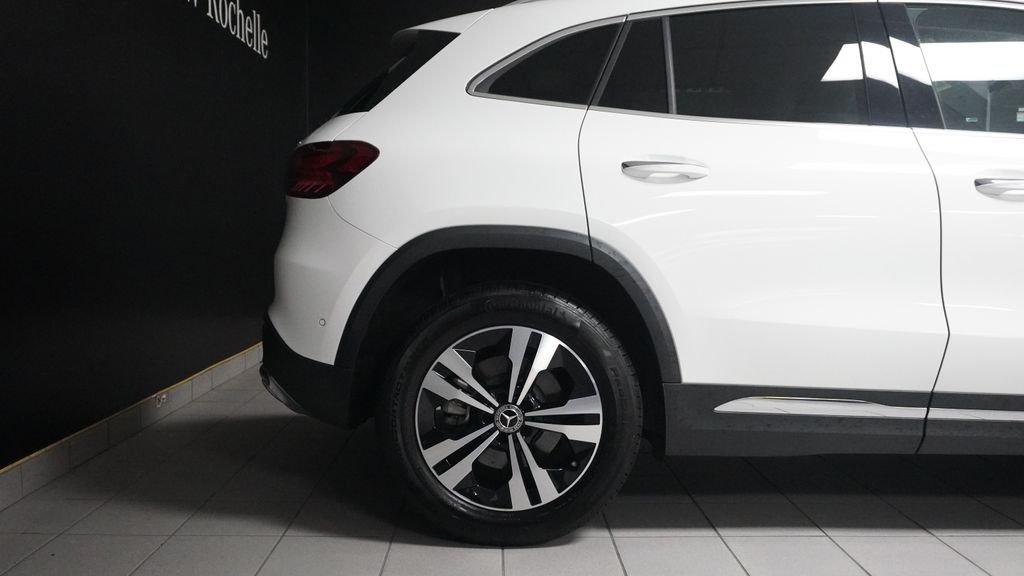 Certified Used 2026 White Mercedes-Benz GLA 250 image 10