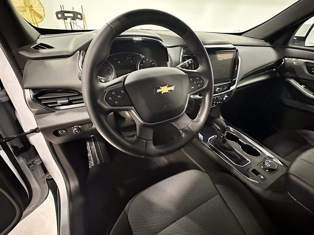 Used 2023 White Chevrolet LT image 22