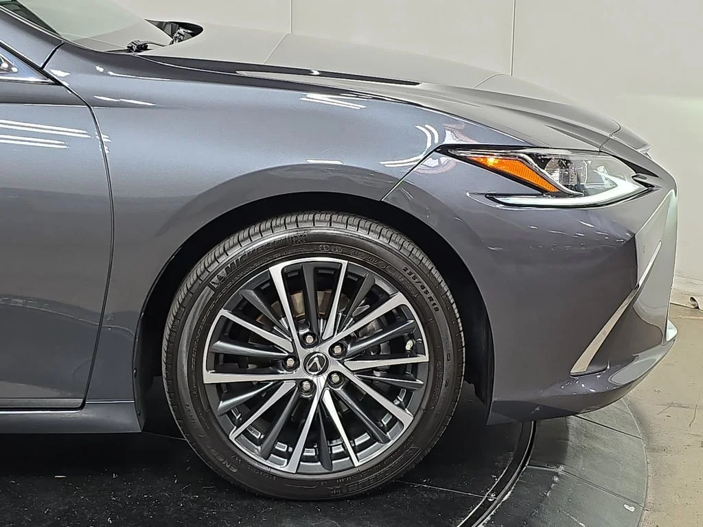 Used 2025 Gray Lexus 350 image 11