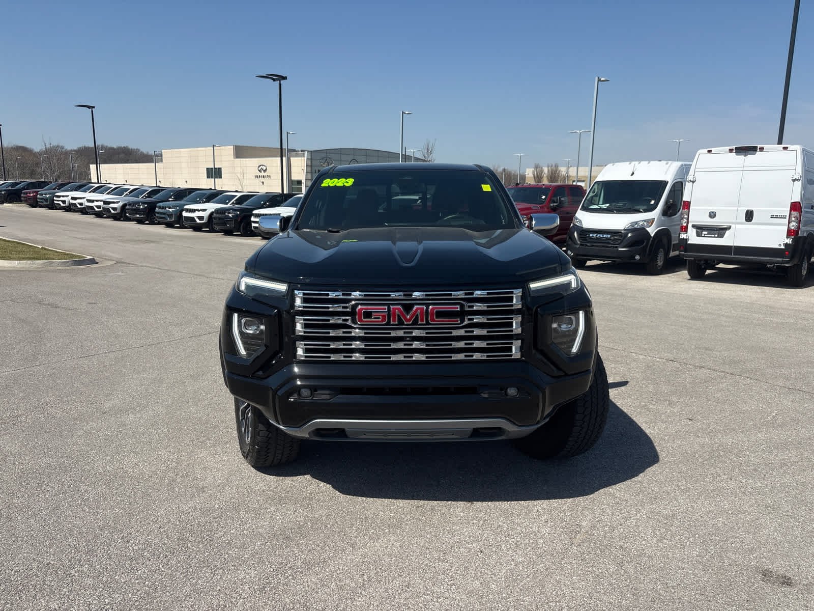 Used 2023 GMC Canyon Denali with VIN 1GTP6FEK4P1125260 for sale in Kansas City