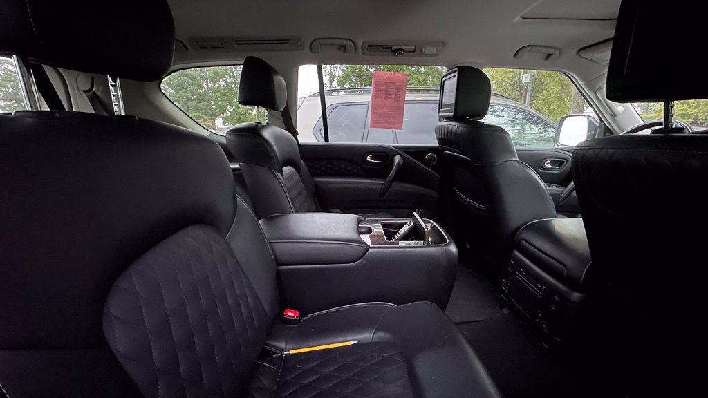 Used 2019 Black Obsidian INFINITI LUXE image 10